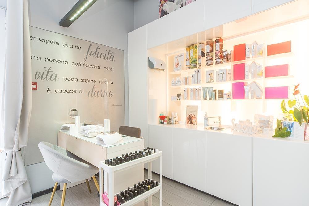 Immagine centro SENZA ETÀ BEAUTY SERENDIPITY